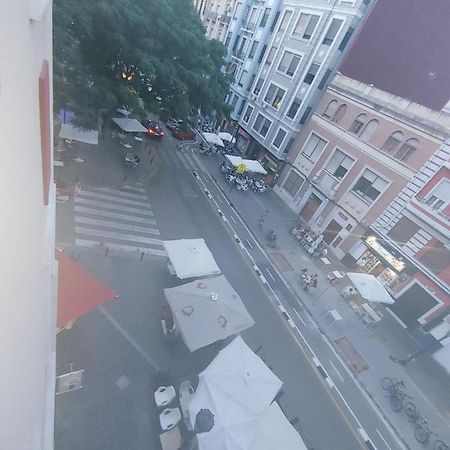 Comoda Habitacion Privada فالنسيا المظهر الخارجي الصورة